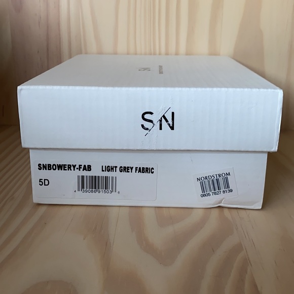 Something Navy sneakers - Picture 5 of 5